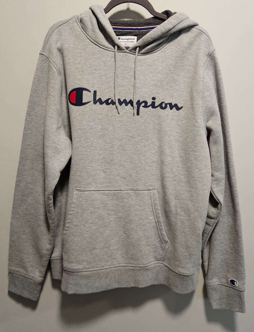Champion Sweatshirt Hoodie Gray Size Large Warm Kangaroo Pocket